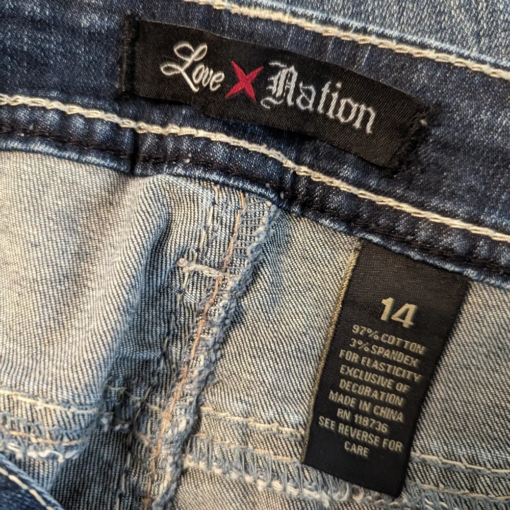 Love Nation Mid Rise Contrast Stitching Stretch Bootcut? Blue Jeans. Women's 14 - Picture 5 of 6